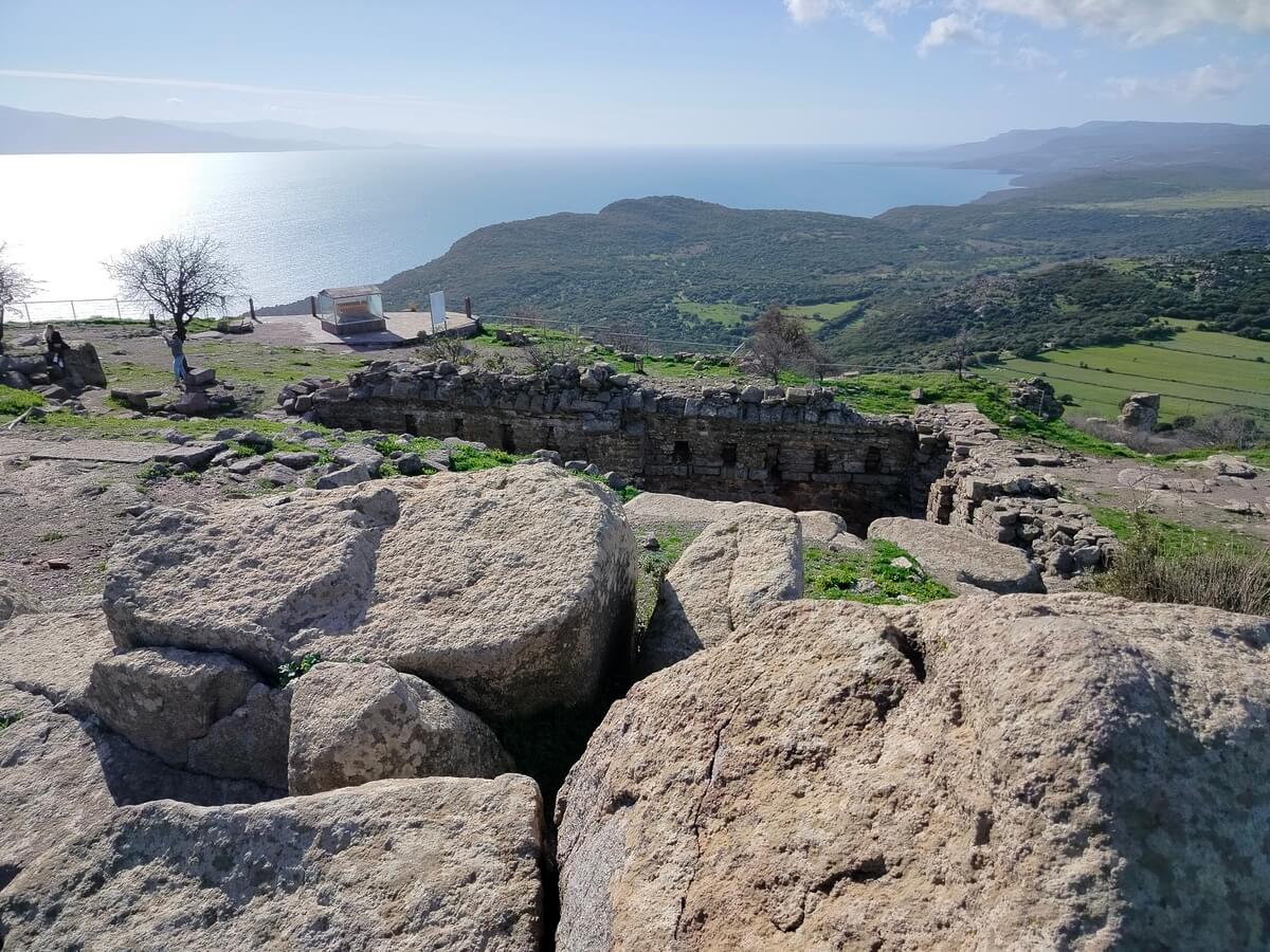 Assos Ören Yeri Akropolis
