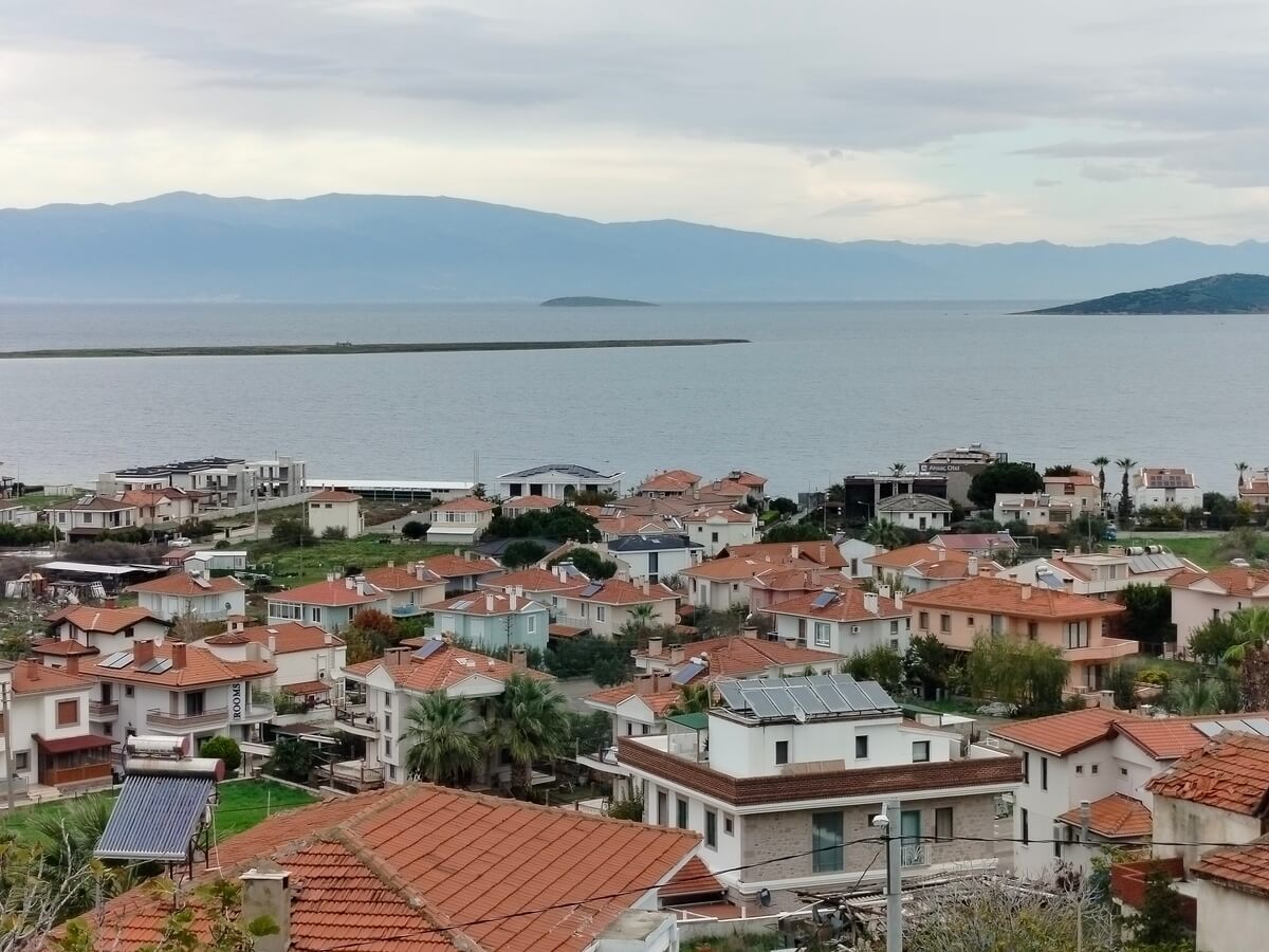 Sevim ve Necdet Kent Kitaplığı