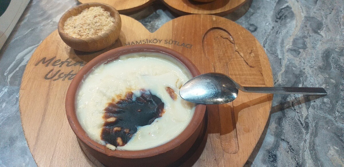 Uğur Usta Hamsiköy Sütlacı