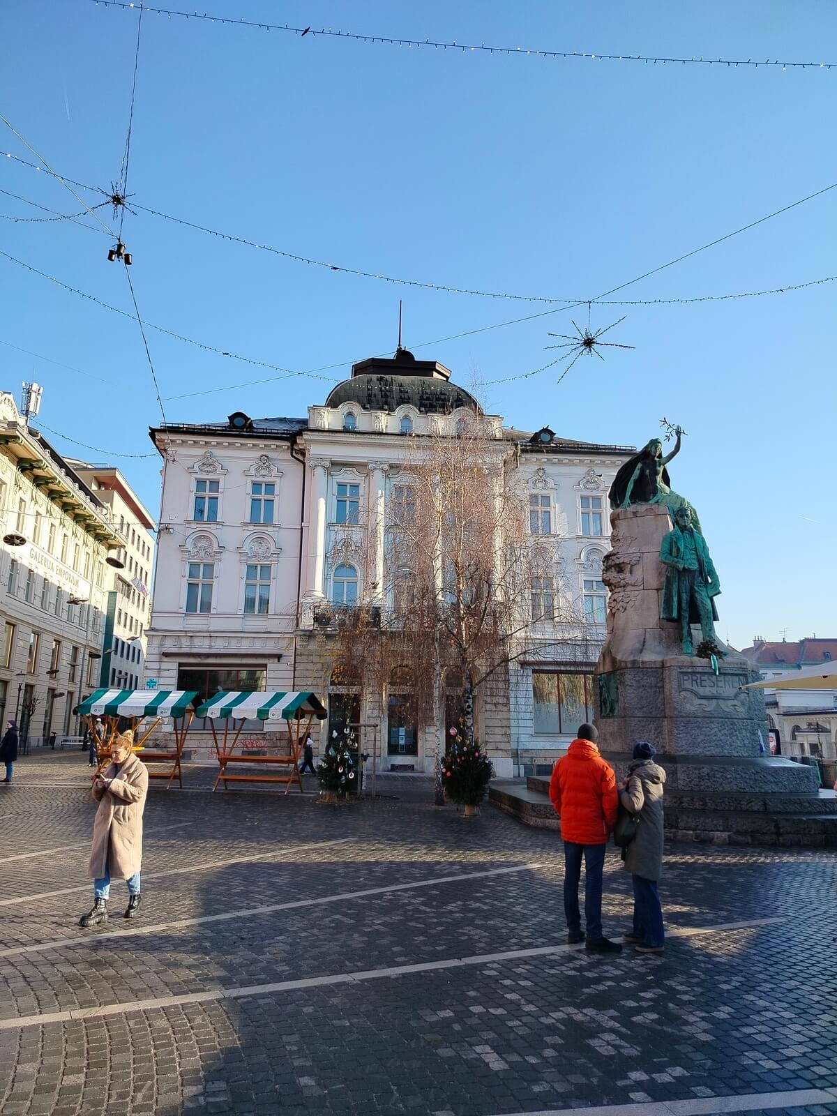 Merkez Eczane (Centralna Lekarna)